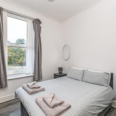 One Bedroom Holiday Apartment Colwyn Bay Zewnętrze zdjęcie