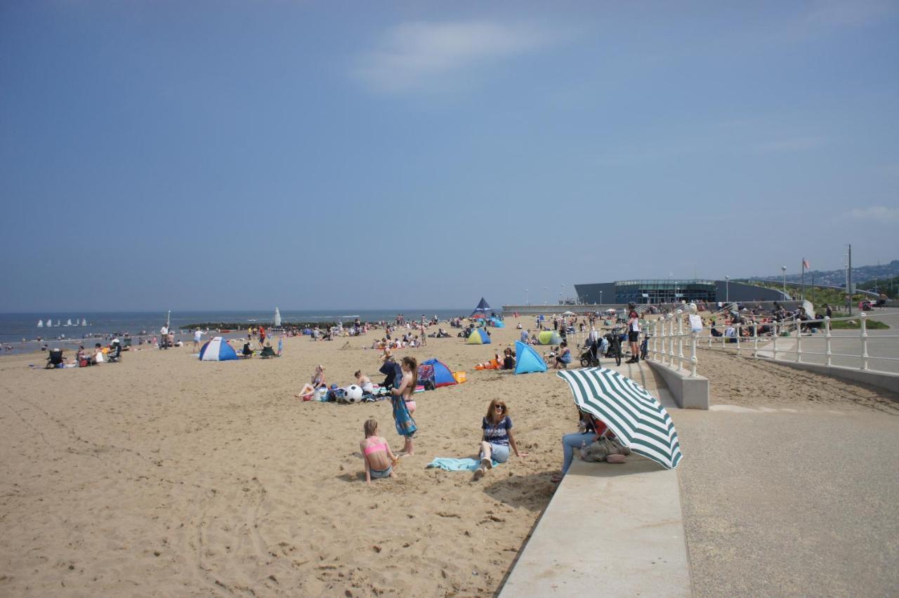 One Bedroom Holiday Apartment Colwyn Bay Zewnętrze zdjęcie