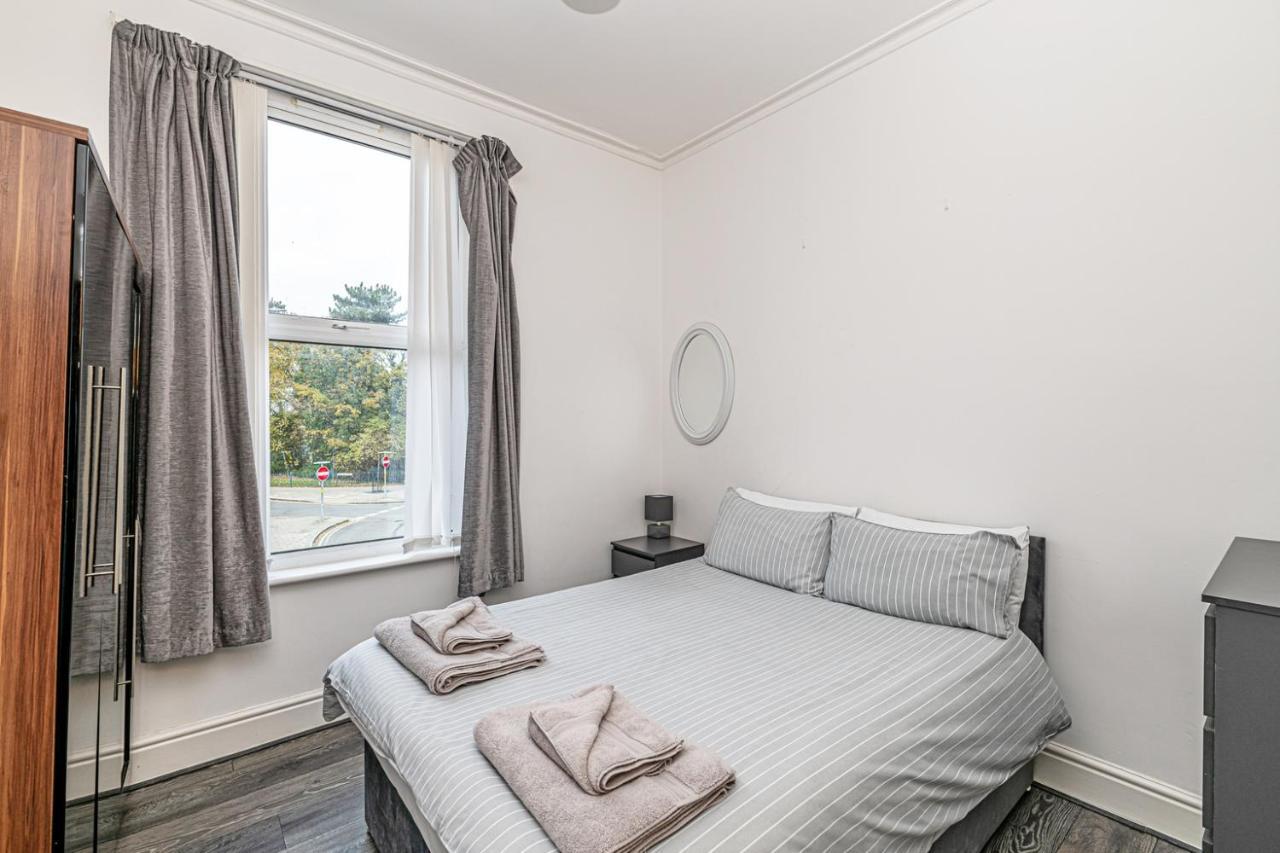 One Bedroom Holiday Apartment Colwyn Bay Zewnętrze zdjęcie